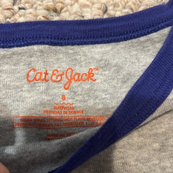 10/$25 😎 PJ Set “Best on the field” top sz 8 Cat & Jack bottoms sz 7 Carter’s - Picture 4 of 6